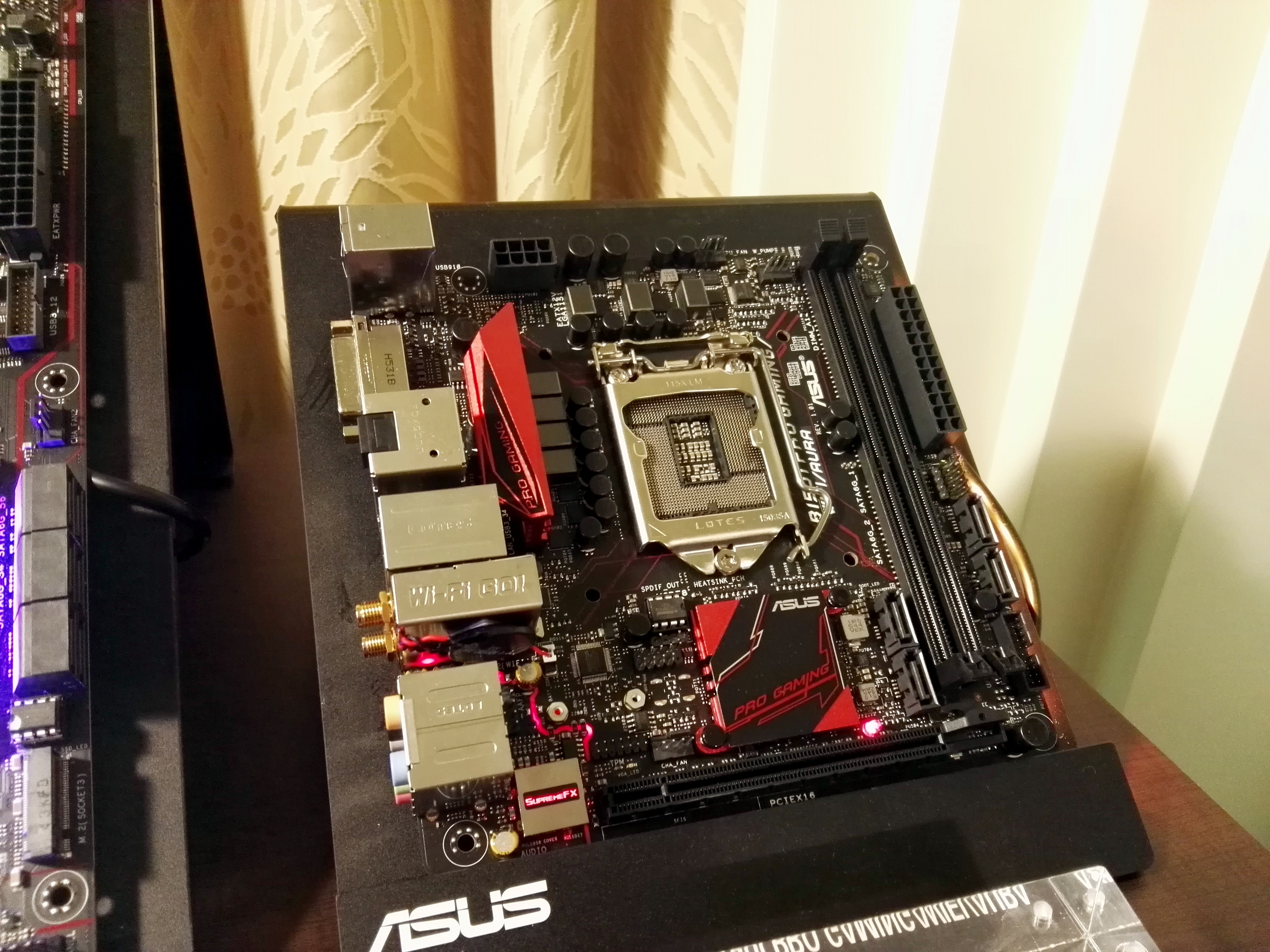 Asus sale b150 aura